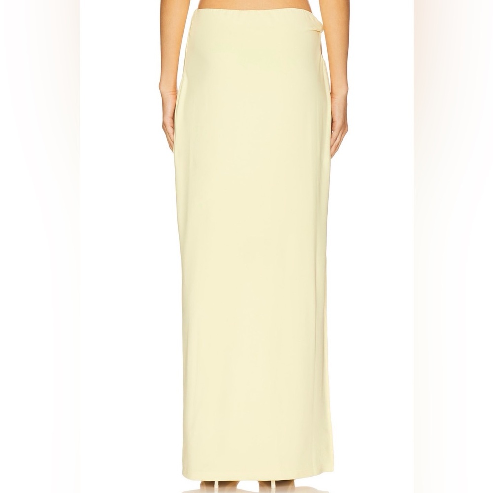 SNDYS × REVOLVE Baylee Skirt in Panna Cotta Keyhole Gold Detail Side Slit Small - Picture 6 of 16